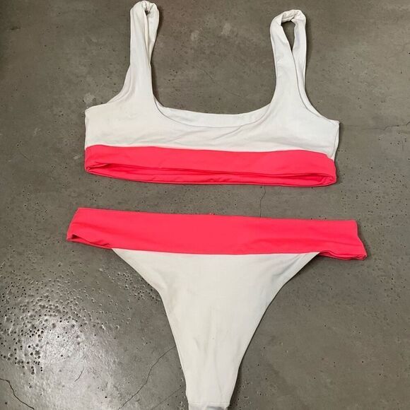 L*Space Miller Bikini Set - Picture 5 of 9